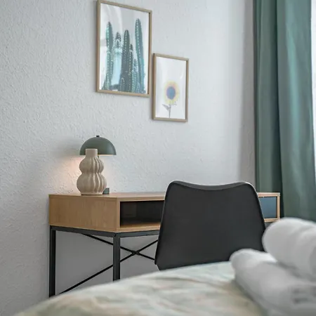 Moderne City-fewo Bis 5 Personen * Magdeburgo